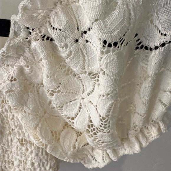 Ten Sixty Sherman Cream Lace Blouse - Picture 5 of 6